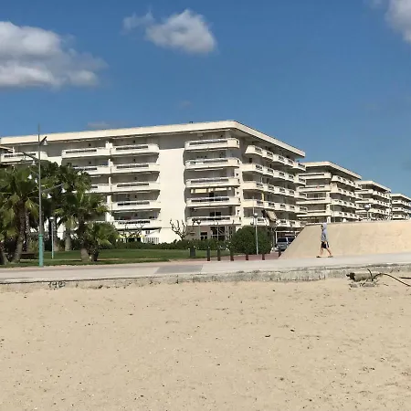 A Pie De Playa Y Portaventuraworld Apartment La Pineda